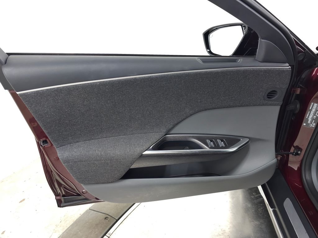 Used 2024 Red Lucid Touring image 14