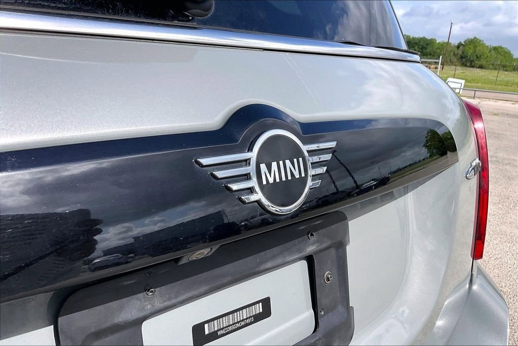 Used 2021 Gray MINI Base image 27
