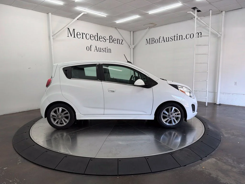 Used 2016 White Chevrolet 1LT image 8