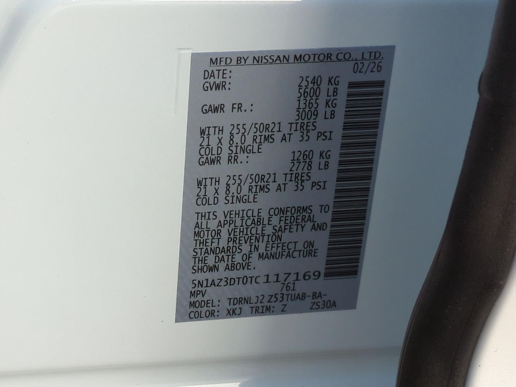 New 2026 Everest White Pearl TriCoat / Super Black Two-tone Nissan Platinum image 27