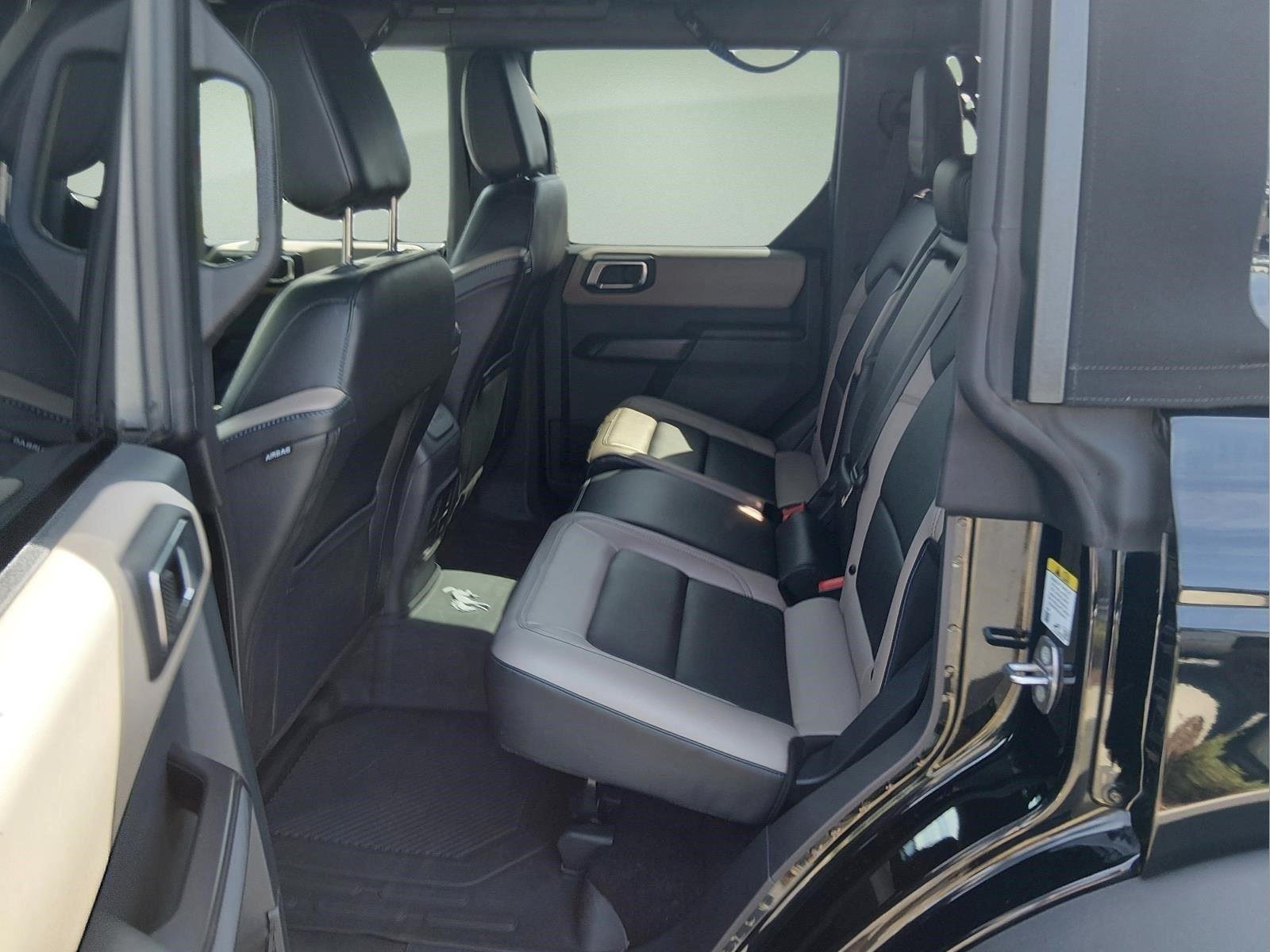 Used 2024 Shadow Black Ford Wildtrak image 18
