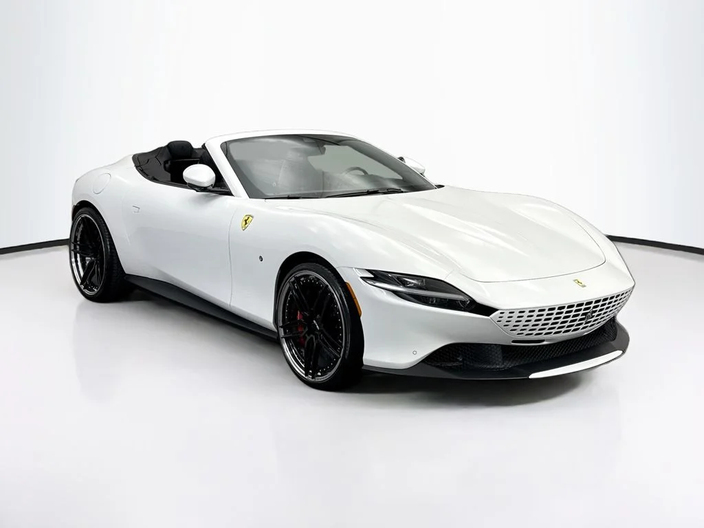 Used 2025 Bianco Avus Ferrari Spider image 3