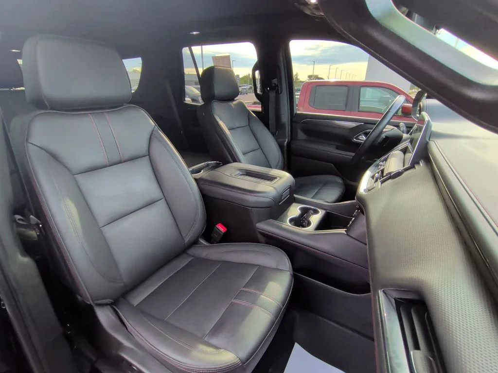 Used 2023 Black Chevrolet RST image 27