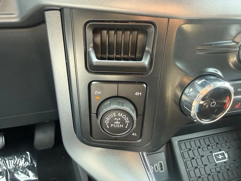 New 2026 Antimatter Blue Metallic Ford XLT image 23