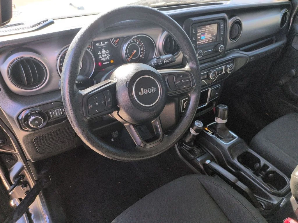 Used 2021 Gray Jeep Unlimited Sport image 7