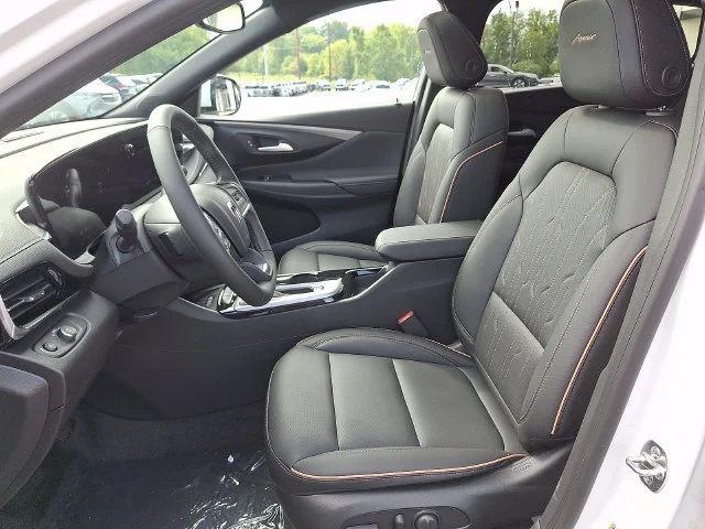 New 2026 WHITE FROST TRICOAT Buick Avenir image 12