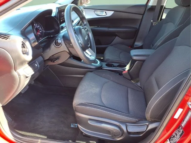Used 2024 Red Kia LXS image 19