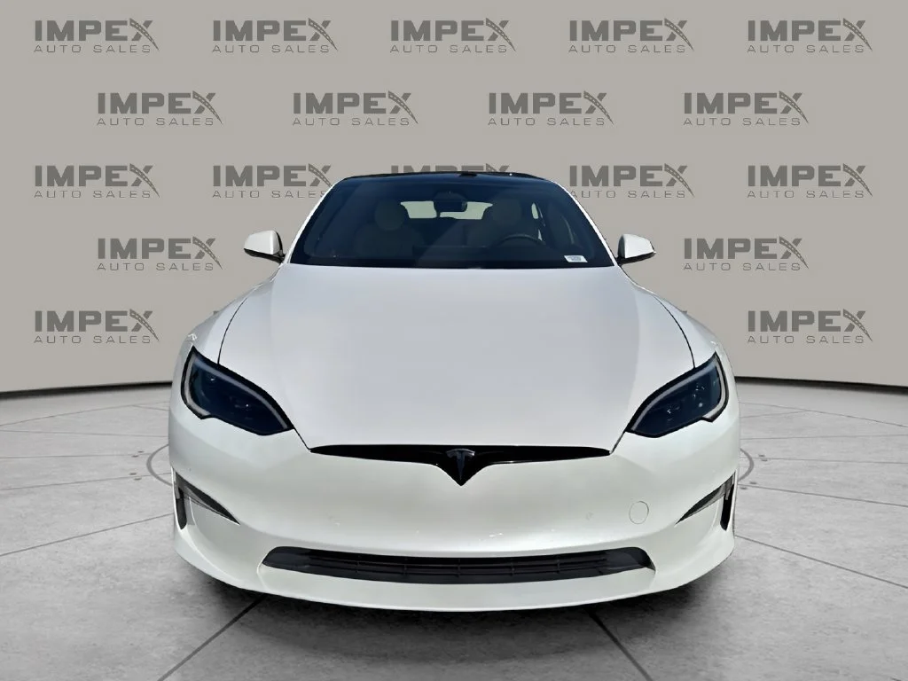 Used 2023 White Tesla Plaid image 8