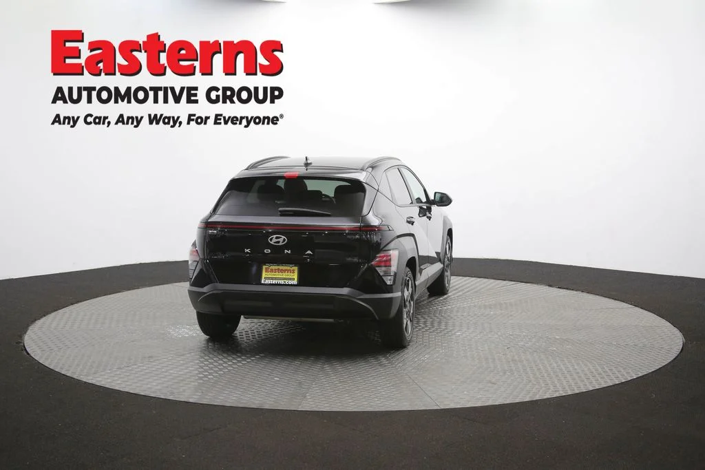 Used 2024 Black Hyundai SEL image 48