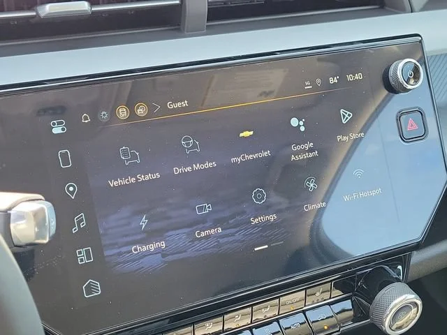 New 2027 Sterling Grey Metallic Chevrolet LT image 25