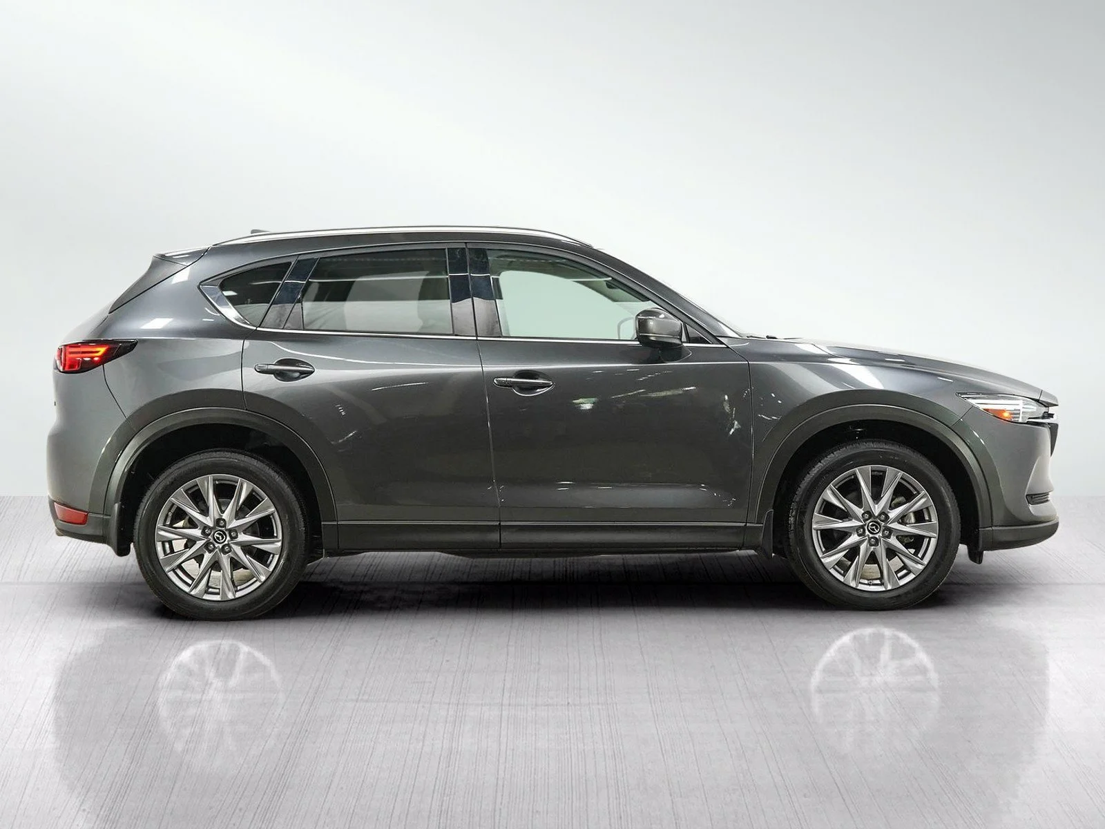 Used 2019 Machine Gray Metallic Mazda Grand Touring Reserve image 6