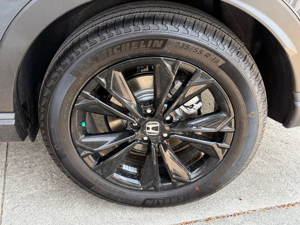 Certified Used 2026 Meteorite Gray Metallic Honda AWD Sport Touring Hybrid image 13