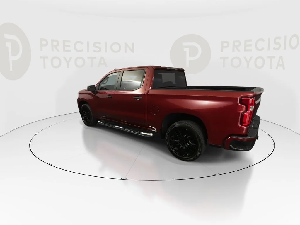 Used 2019 Cajun Red Tintcoat Chevrolet Custom image 13