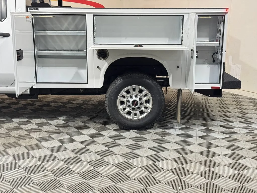 New 2026 Summit White GMC Pro image 7