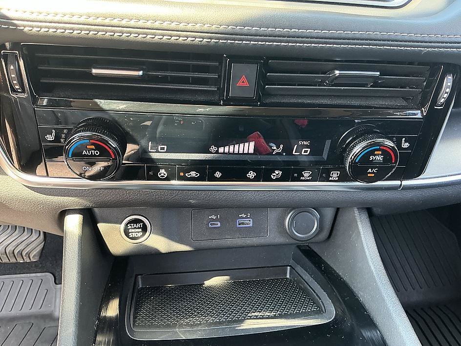Used 2021 Gun Metallic Nissan SV image 18