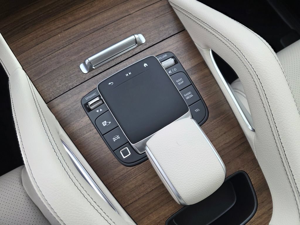 New 2026 Polar White Mercedes-Benz GLE 450 image 31