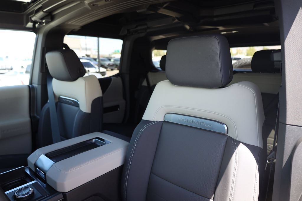 2026 GMC HUMMER EV 2X - Photo 17