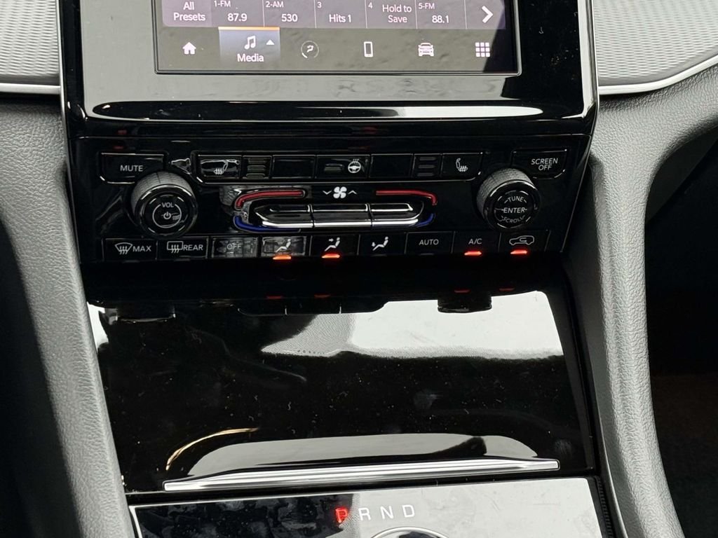 2025 Jeep Grand Cherokee Altitude - Photo 21