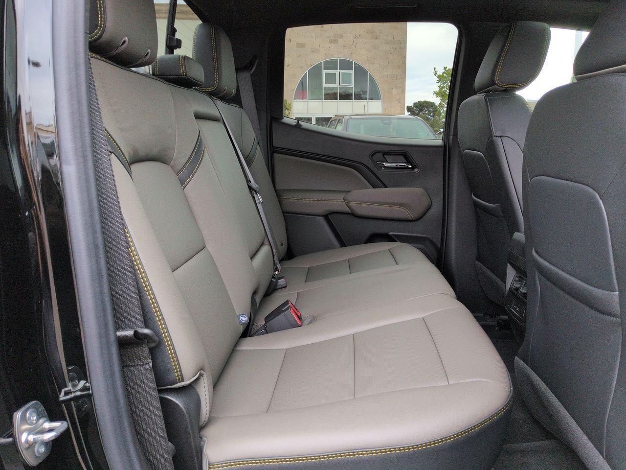 2026 Chevrolet Colorado ZR2 - Photo 28