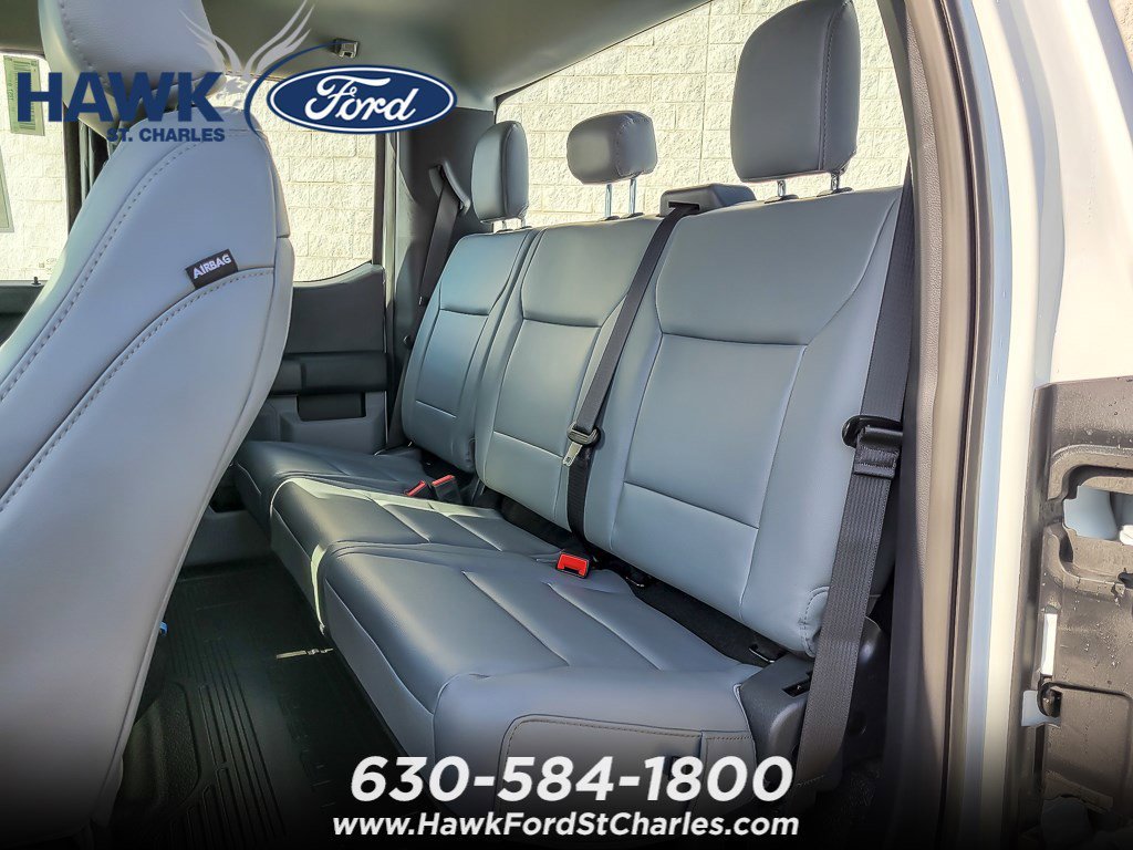 New 2026 Oxford White Ford F-250® XL image 9