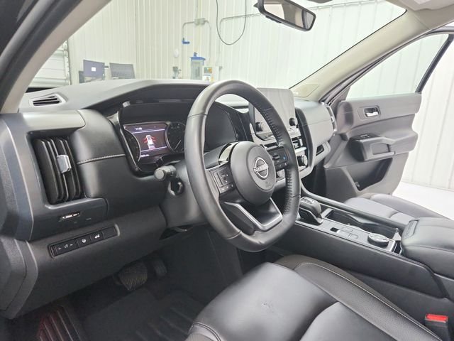 Used 2025 Black Nissan SL image 19