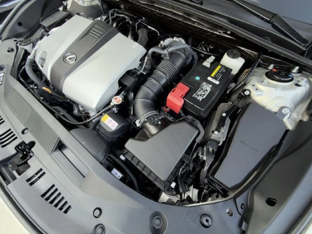 2025 Lexus ES 350 - Photo 30