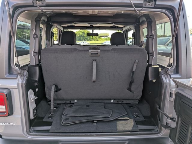 Used 2021 Gray Jeep Sport image 20