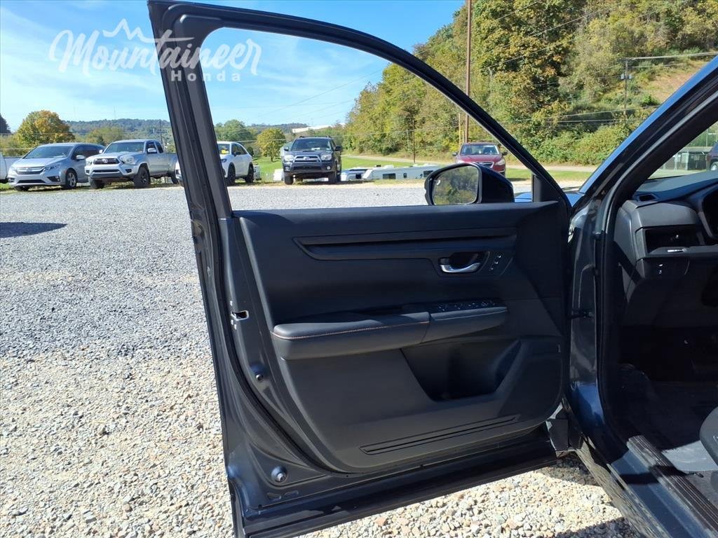Used 2025 Meteorite Gray Metallic Honda Sport-L image 14