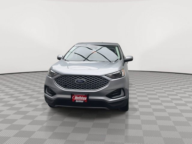 Used 2023 Iconic Silver Ford SEL image 33