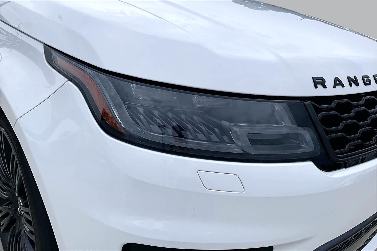 Used 2021 Fuji White Land Rover HSE Dynamic image 26