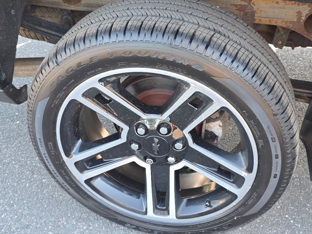 Used 2017 Black Chevrolet High Country image 29