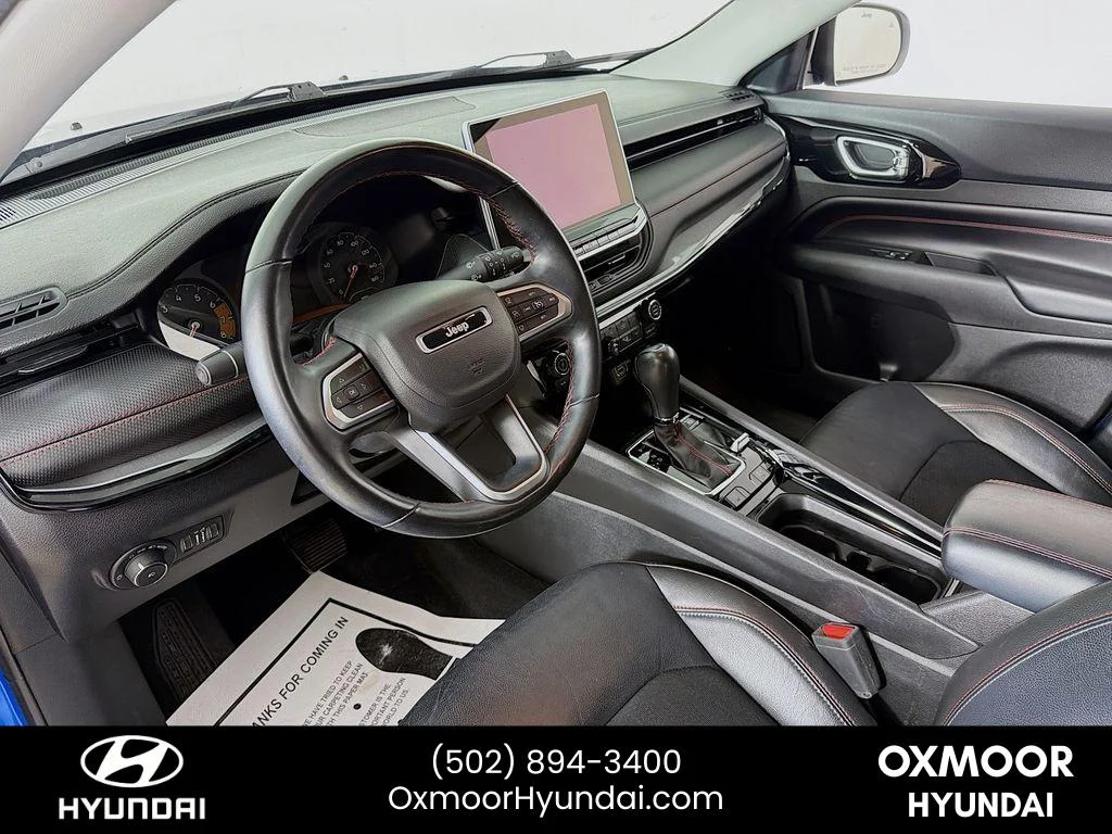 Used 2022 Laser Blue Pearlcoat Jeep Trailhawk image 9