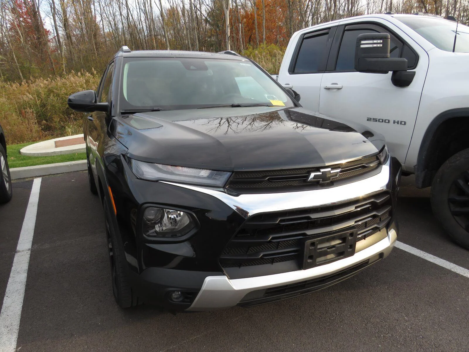 Used 2023 MOSAIC BLACK METALLIC Chevrolet LT image 2