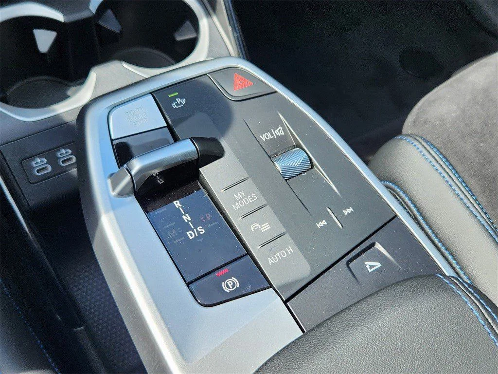 2026 BMW X1 28i - Photo 17
