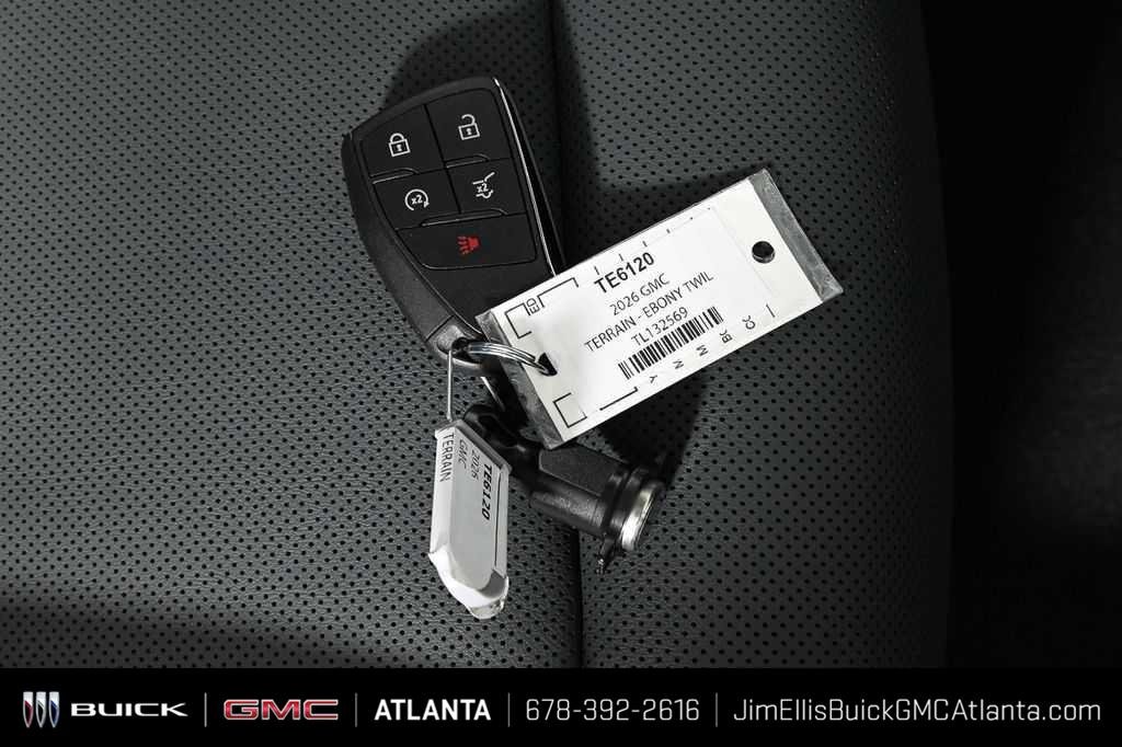 2026 GMC Terrain AT4 - Photo 25