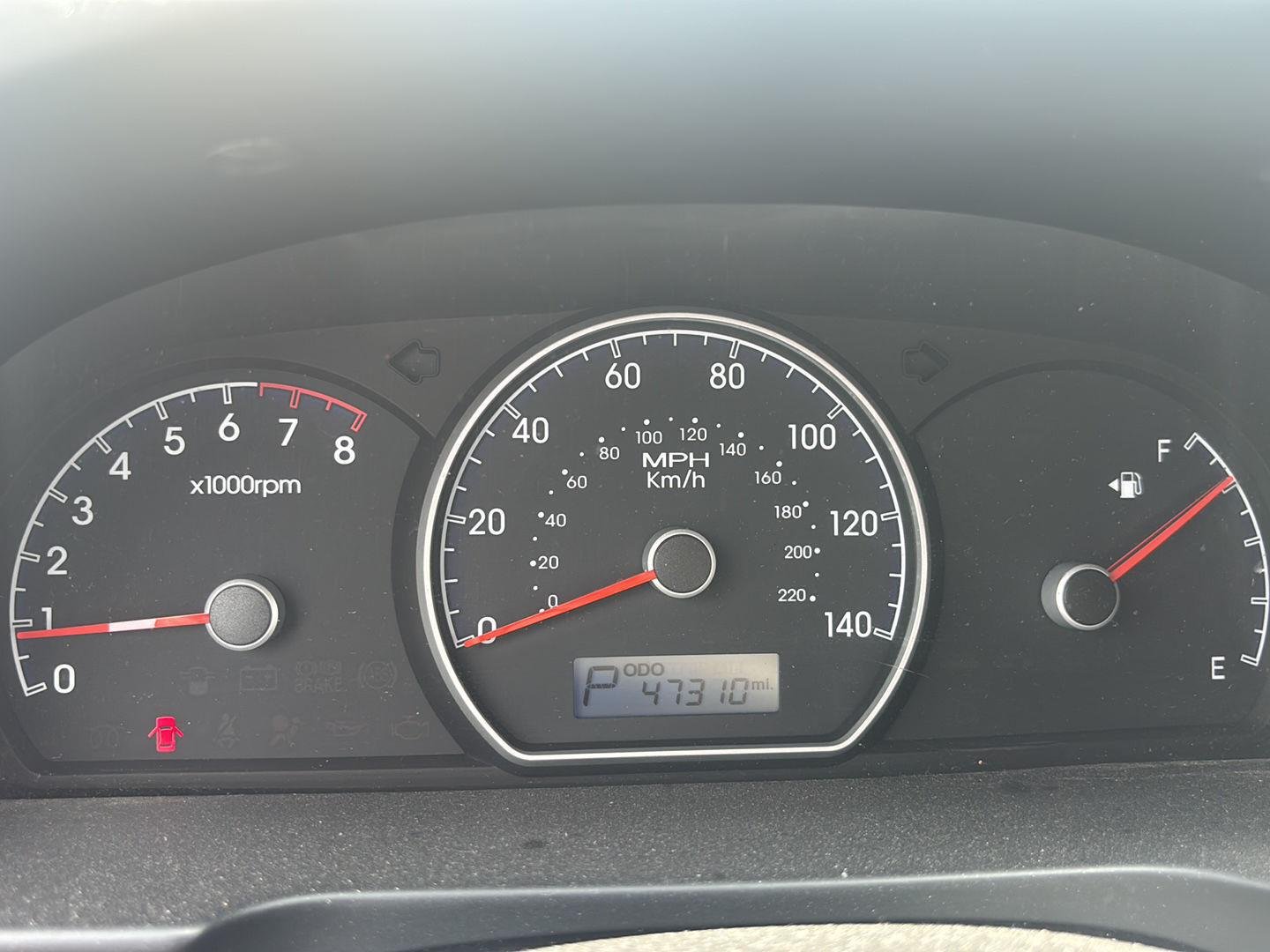 Used 2010 Quicksilver Metallic Hyundai GLS PZEV image 9