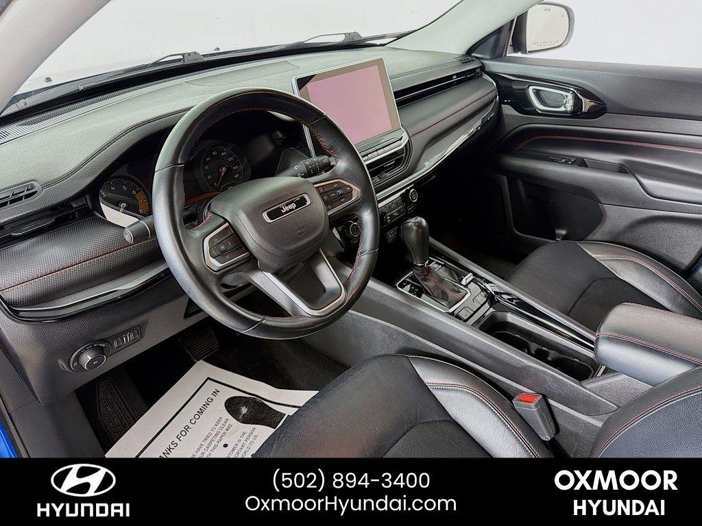 Used 2022 Laser Blue Pearlcoat Jeep Trailhawk image 9