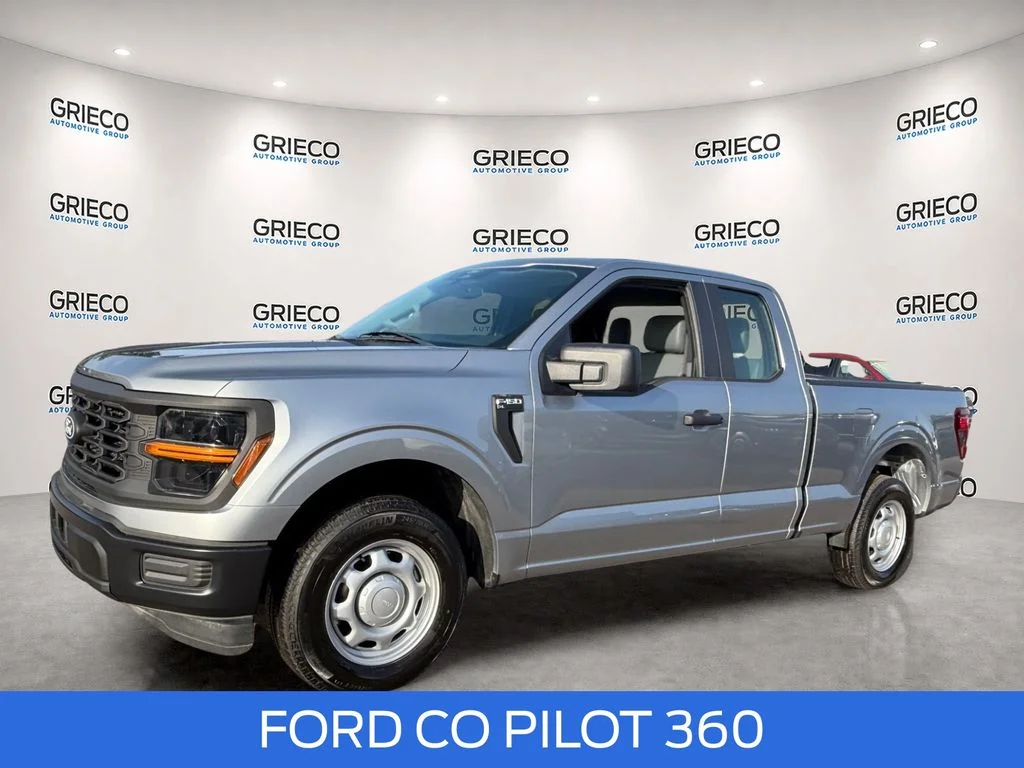 Used 2024 Silver Ford XL image 3