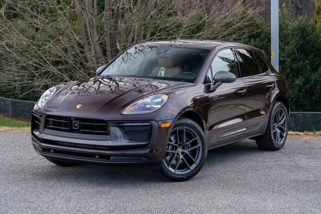 2026 Porsche Macan 