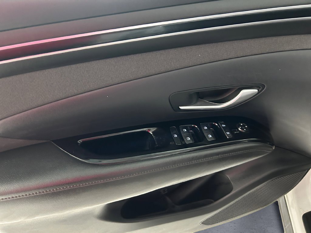 Used 2022 Gray Hyundai SEL Convenience image 12