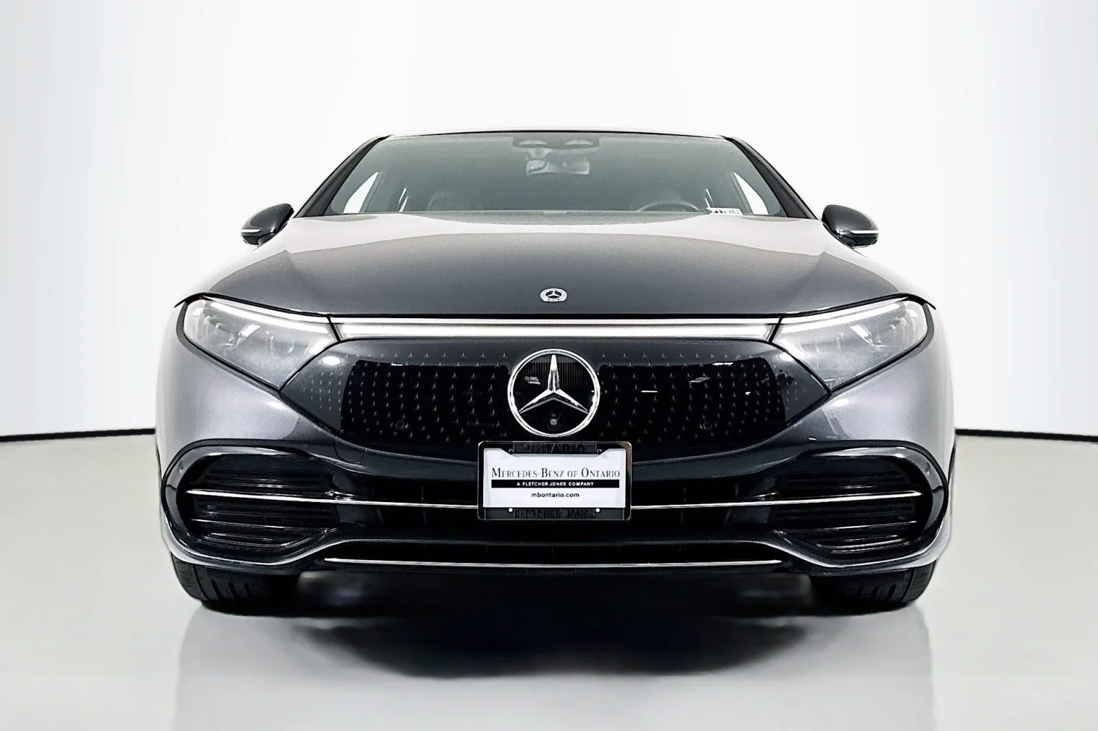 Certified Used 2023 Graphite Grey Metallic Mercedes-Benz 450+ image 3