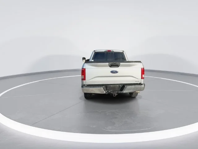 Used 2015 Silver Ford XL image 10