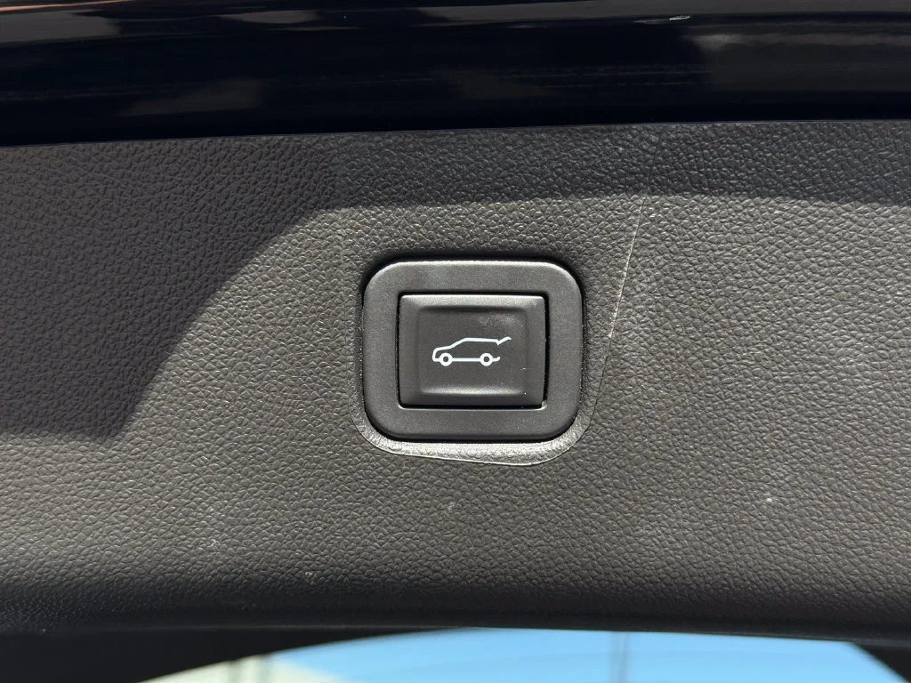 Used 2025 Black Chevrolet RS image 12