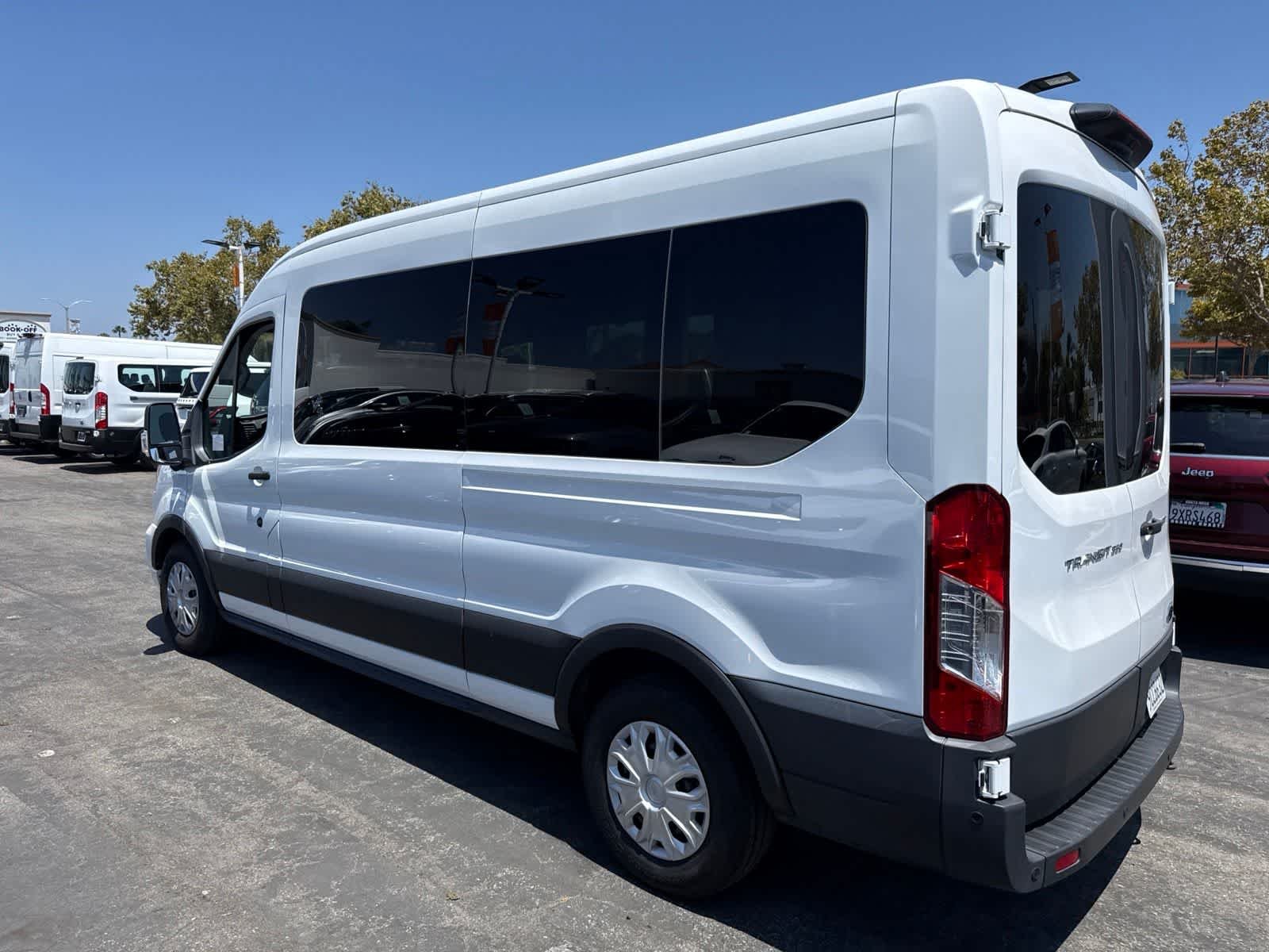 Used 2022 Oxford White Ford XLT image 20