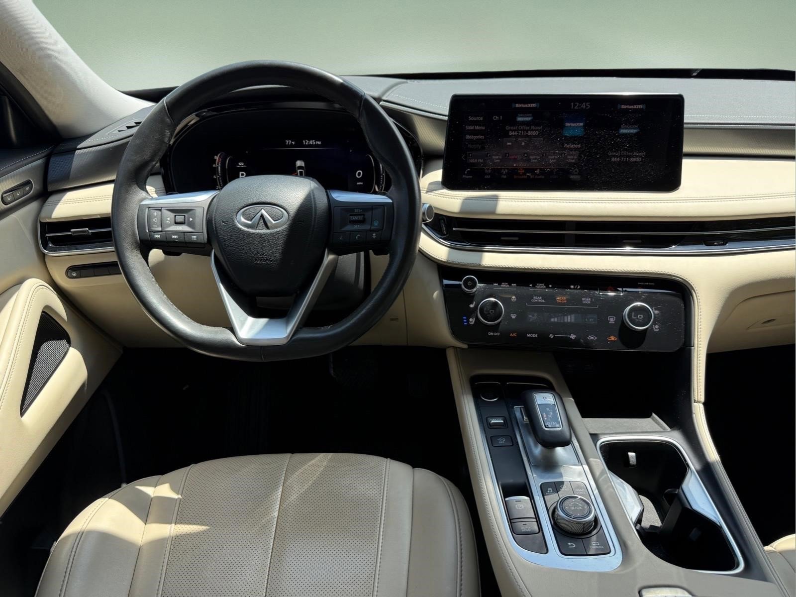 Used 2023 Graphite Shadow INFINITI LUXE image 11