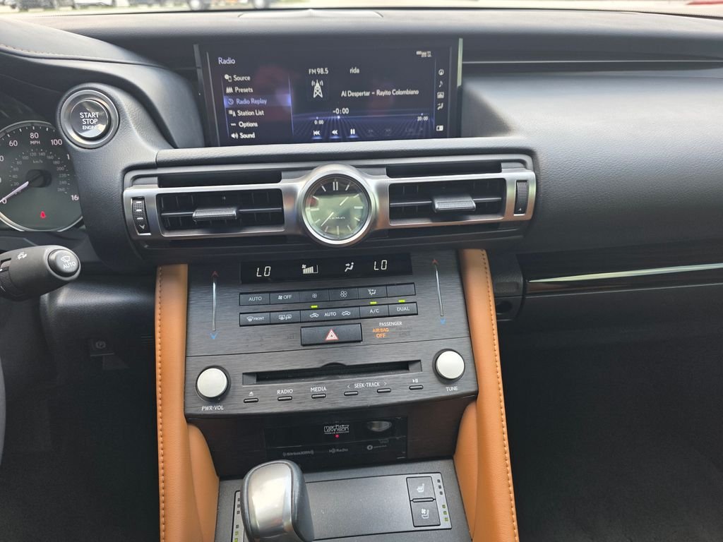 Used 2022 White Lexus 350 image 14