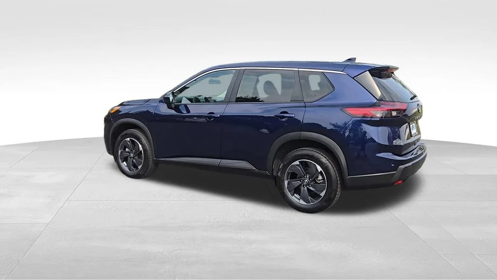 2025 Nissan Rogue SV - Photo 6
