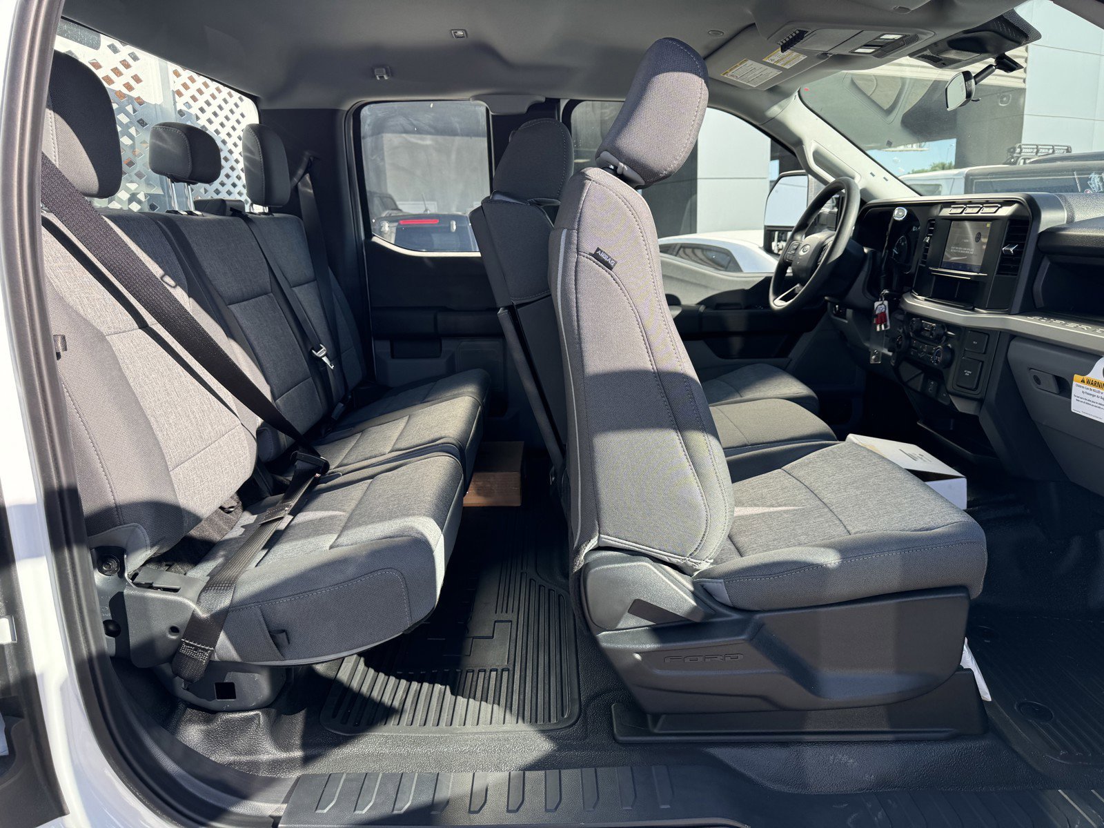 New 2024 Oxford White Ford F-550® XL image 8