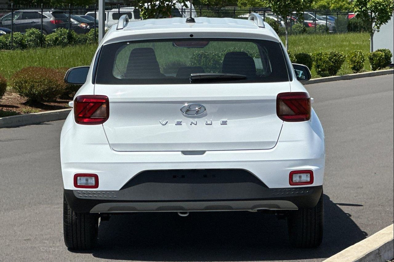 New 2026 White Hyundai SEL image 4