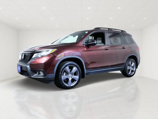 Used 2021 Red Honda Touring image 2